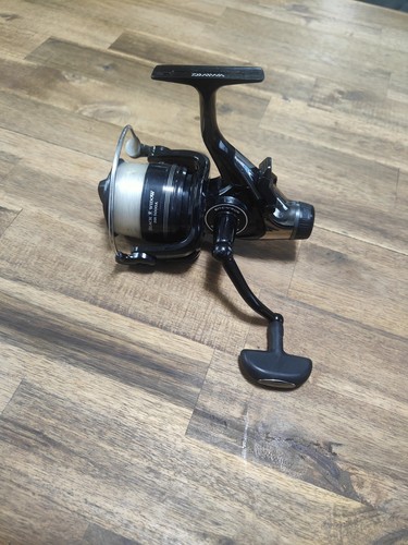 Daiwa black widow - daiwa, 5000a